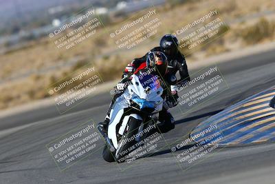 media/Jan-09-2022-SoCal Trackdays (Sun) [[2b1fec8404]]/Turn 11 (935am)/